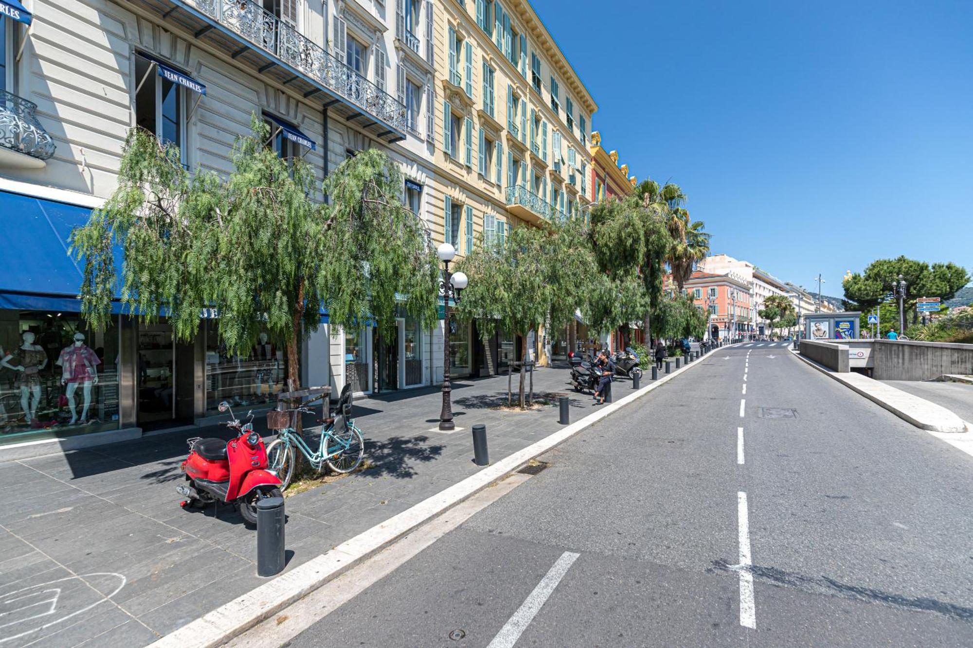 Appartement La Promenade Des Et Louis Vuitton à 200m
